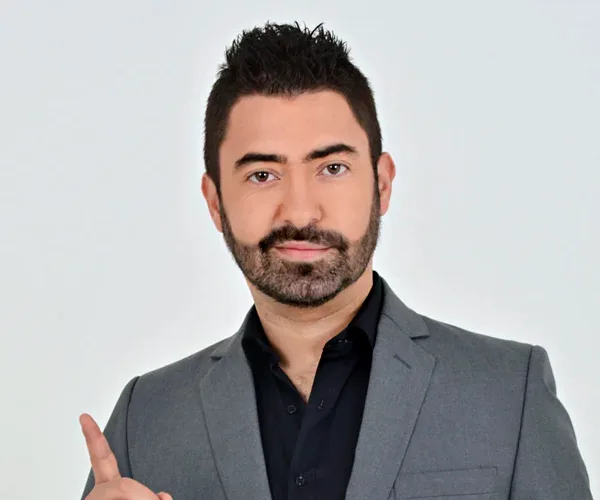 Iván Marín — Conferencista de Comunicación Efectiva