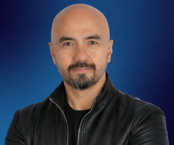 Luis Pérez Martínez — Conferencista en Bogotá