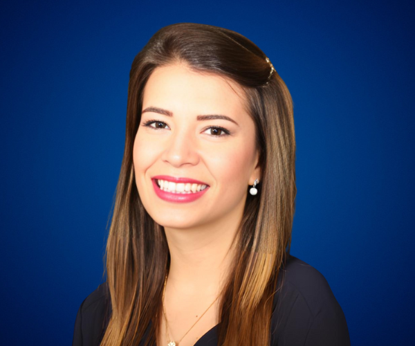 Emily Clavel — Conferencista en Colombia