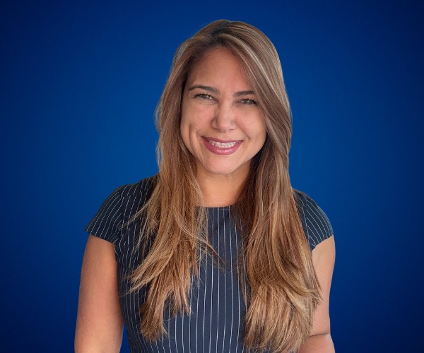 Linda De La Torre — Conferencista de Liderazgo