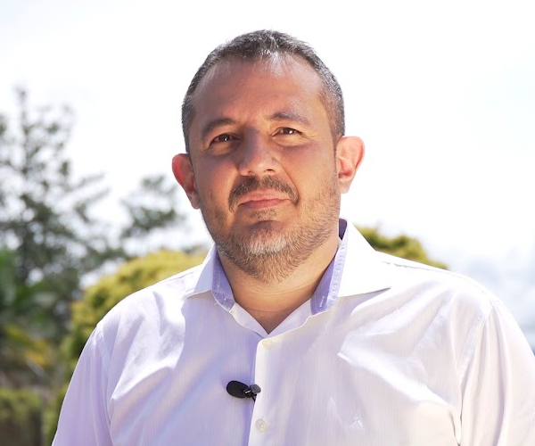 Andrés Hurtado Gómez — Conferencista de Trabajo en Equipo