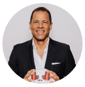 Óscar Córdoba, conferencista empresarial y referente de alto rendimiento en Colombia